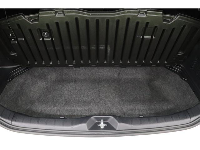 ヴォクシー ＺＳ　煌ＩＩＩ　バックガイドモニタ　両側Ｐドア　ＡＷ　記録簿有　ＬＥＤライト　Ａストップ　リアオートエアコン　イモビ　スマートキープッシュスタート　ＤＶＤ再生可　フルフラット　ＥＴＣ装備　キーレス　オートエアコン（37枚目）