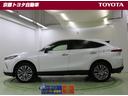 車線はみ出し防止警告【レーンアシスト】、衝突予防および衝突安全システム【ＰＣＳ】で安心を。障害物や歩行者などを検知、警告してくれる【クリアランスソナー】がトラブルを未然に防ぐサポートをしてくれます。