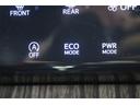 パワー優先の俊敏でパワフルな走りがしたい時は「ＰＯＷＥＲ」、エアコンの利きなどを抑え、低燃費な走りがしたい時は「ＥＣＯ」。走行状況に応じて切替えが出来ます。