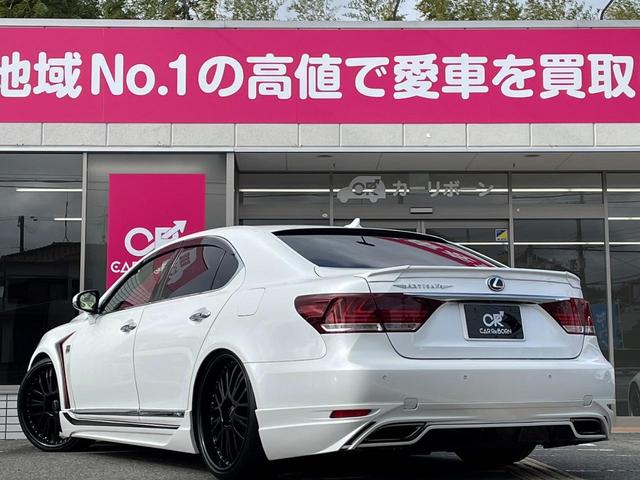 ＬＳ６００ｈ　バージョンＣ　Ｉパッケージ　ＡＲＴＩＳＡＮコンプリート・エアロ・フェンダー・２２インチＡＷ／サンルーフ／黒革ベンチレーションシート／ハンドルヒーター／パワートランク／スマートキー／バックカメラ／３眼ＬＥＤヘッドライト／サスコン(76枚目)