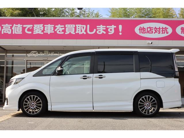 ステップワゴンスパーダ スパーダ・クールスピリット　ホンダセンシング　無限エアロ／無限アルミ／無限フロアーマット／４本出しマフラー／純正１０型ナビＴＶ／フリップダウンモニター／シートヒーター／両側電動スライドドア／レーダークルーズ／ＥＴＣ２．０／前後ドラレコ／１オーナー（13枚目）