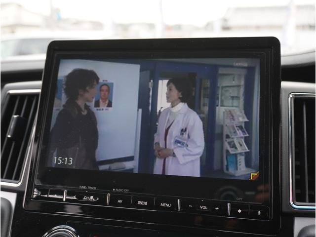 デリカD:5 G D:POP ポップアップルーフ/前席回転シート/シートヒーター/フルフラットシート/ベッドキット/パーソナルテーブル/サブバッテリー/ヒッチメンバー/純正ナビTV/全方位カメラ/両側電動スライド/禁煙(42枚目)