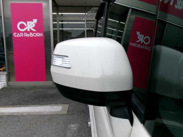 ステップワゴンスパーダ クールスピリット　無限エアロ／ノブレッセマフラー／１８インチアルミ／マルチビューカメラ／純正インターナビＴＶ／両側パワースライドドア／ＨＩＤヘッドライト／スマートキー／コンフォートビューパッケージ／横滑り防止（16枚目）