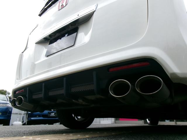 ステップワゴンスパーダ クールスピリット　無限エアロ／ノブレッセマフラー／１８インチアルミ／マルチビューカメラ／純正インターナビＴＶ／両側パワースライドドア／ＨＩＤヘッドライト／スマートキー／コンフォートビューパッケージ／横滑り防止（22枚目）