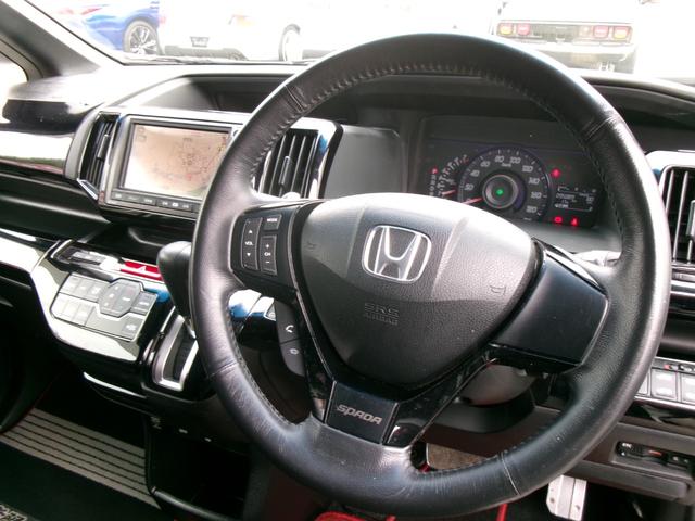 ステップワゴンスパーダ クールスピリット　無限エアロ／ノブレッセマフラー／１８インチアルミ／マルチビューカメラ／純正インターナビＴＶ／両側パワースライドドア／ＨＩＤヘッドライト／スマートキー／コンフォートビューパッケージ／横滑り防止（28枚目）