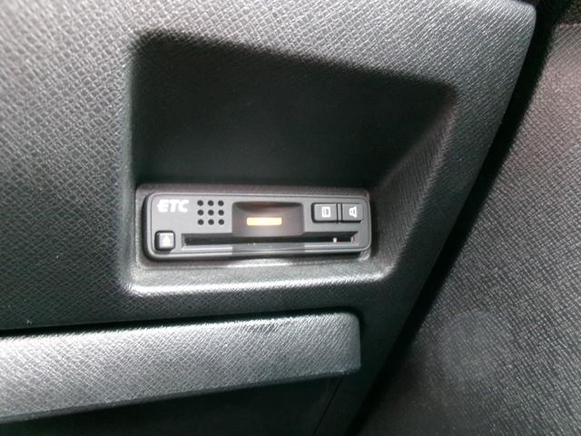 ステップワゴンスパーダ クールスピリット　無限エアロ／ノブレッセマフラー／１８インチアルミ／マルチビューカメラ／純正インターナビＴＶ／両側パワースライドドア／ＨＩＤヘッドライト／スマートキー／コンフォートビューパッケージ／横滑り防止（35枚目）