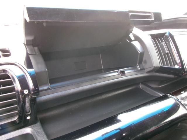 ステップワゴンスパーダ クールスピリット　無限エアロ／ノブレッセマフラー／１８インチアルミ／マルチビューカメラ／純正インターナビＴＶ／両側パワースライドドア／ＨＩＤヘッドライト／スマートキー／コンフォートビューパッケージ／横滑り防止（48枚目）