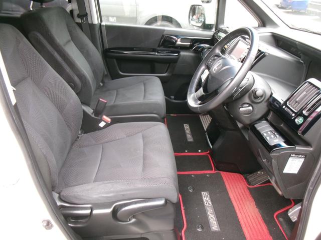 ステップワゴンスパーダ クールスピリット　無限エアロ／ノブレッセマフラー／１８インチアルミ／マルチビューカメラ／純正インターナビＴＶ／両側パワースライドドア／ＨＩＤヘッドライト／スマートキー／コンフォートビューパッケージ／横滑り防止（53枚目）