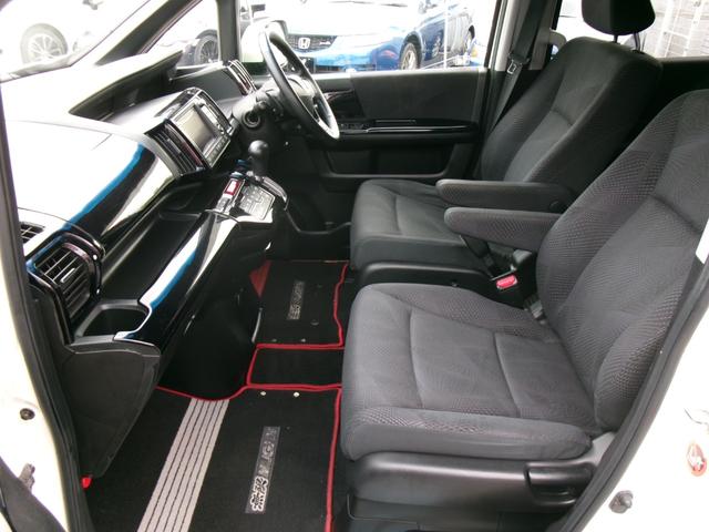 ステップワゴンスパーダ クールスピリット　無限エアロ／ノブレッセマフラー／１８インチアルミ／マルチビューカメラ／純正インターナビＴＶ／両側パワースライドドア／ＨＩＤヘッドライト／スマートキー／コンフォートビューパッケージ／横滑り防止（57枚目）