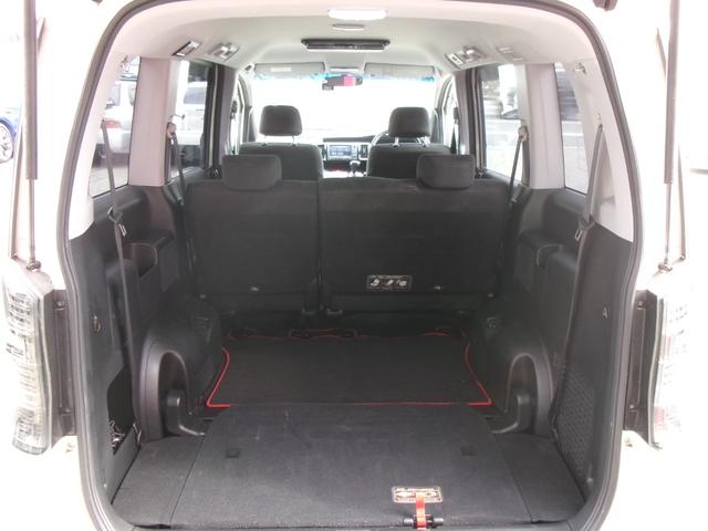 ステップワゴンスパーダ クールスピリット　無限エアロ／ノブレッセマフラー／１８インチアルミ／マルチビューカメラ／純正インターナビＴＶ／両側パワースライドドア／ＨＩＤヘッドライト／スマートキー／コンフォートビューパッケージ／横滑り防止（64枚目）