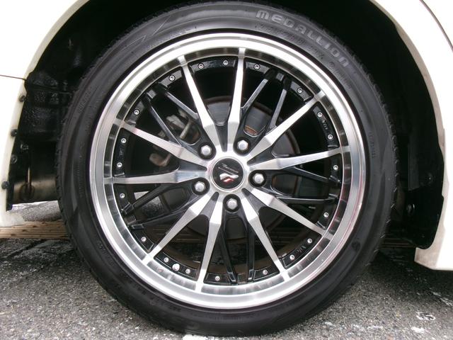 ステップワゴンスパーダ クールスピリット　無限エアロ／ノブレッセマフラー／１８インチアルミ／マルチビューカメラ／純正インターナビＴＶ／両側パワースライドドア／ＨＩＤヘッドライト／スマートキー／コンフォートビューパッケージ／横滑り防止（78枚目）