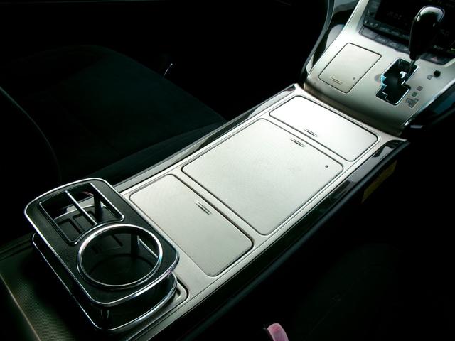 アルファード 240S プライムセレクションII タイプゴールド 20インチアルミ/RS-R車高調/パワーバックドア/両側電動スライドドア/メーカーオプションナビTV/フリップダウンモニター/HIDライト/ETC/スマートキー/プッシュスタート/センターコンソール(42枚目)