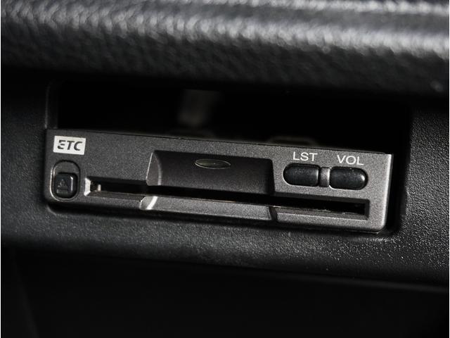 エルグランド ライダー　黒本革シート　マニュアルシート　サンルーフ／エアロ／ＲＡＹＳ２０インチアルミ／ＴＥＩＮ車高調／ニスモマフラー／黒革シート／７人乗りオットマン／ナビ・フルセグＴＶ／両側電動スライドドア／ＨＩＤヘッドライト／ＥＴＣ／スマートキー／禁煙（61枚目）