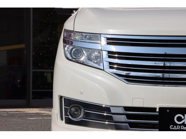 エルグランド ライダー　黒本革シート　マニュアルシート　サンルーフ／エアロ／ＲＡＹＳ２０インチアルミ／ＴＥＩＮ車高調／ニスモマフラー／黒革シート／７人乗りオットマン／ナビ・フルセグＴＶ／両側電動スライドドア／ＨＩＤヘッドライト／ＥＴＣ／スマートキー／禁煙（72枚目）