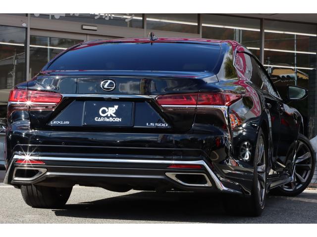 LS LS500 Fスポーツ モデリスタ/サンルーフ/デジタルインナーミラー/白革スウェードコンビシート/レーダークルーズ/全方位カメラ/BSM/純正20インチアルミ/電動トランク/三眼LED/セーフティシステム+A/ワンオーナー(20枚目)