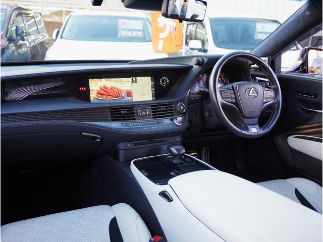LS LS500 Fスポーツ モデリスタ/サンルーフ/デジタルインナーミラー/白革スウェードコンビシート/レーダークルーズ/全方位カメラ/BSM/純正20インチアルミ/電動トランク/三眼LED/セーフティシステム+A/ワンオーナー(34枚目)