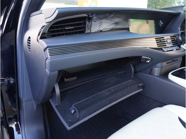LS LS500 Fスポーツ モデリスタ/サンルーフ/デジタルインナーミラー/白革スウェードコンビシート/レーダークルーズ/全方位カメラ/BSM/純正20インチアルミ/電動トランク/三眼LED/セーフティシステム+A/ワンオーナー(56枚目)
