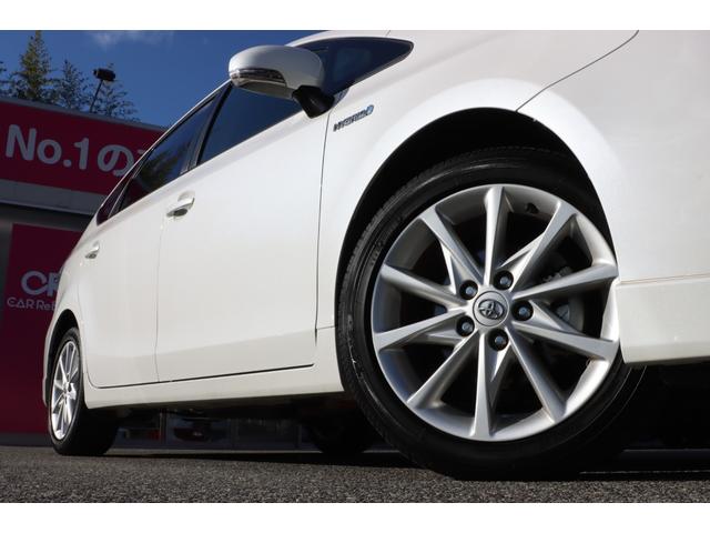 プリウスアルファ Sツーリングセレクション ワンオーナー/純正17インチアルミ/LEDヘッドライト/純正ナビ・フルセグTV/バックカメラ/Bluetooth/ステアリングスイッチ/オートライト/ビルトインETC/スマートキー/禁煙車(4枚目)