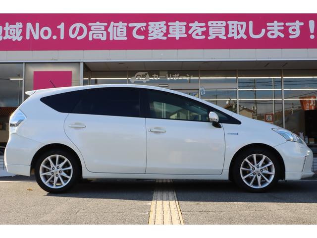 プリウスアルファ Sツーリングセレクション ワンオーナー/純正17インチアルミ/LEDヘッドライト/純正ナビ・フルセグTV/バックカメラ/Bluetooth/ステアリングスイッチ/オートライト/ビルトインETC/スマートキー/禁煙車(12枚目)