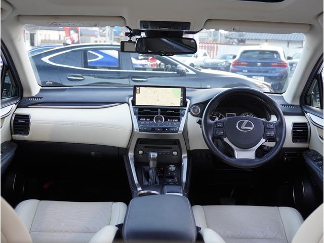 NX NX300 バージョンL サンルーフ/電動バックドア/BBS20インチAW・純正AW有り/全方位カメラ/革シート/前席シートベンチレーター/後席シートヒーター/後席電動リクライニング/ハンドルヒーター/3眼LED/ルーフレール(32枚目)