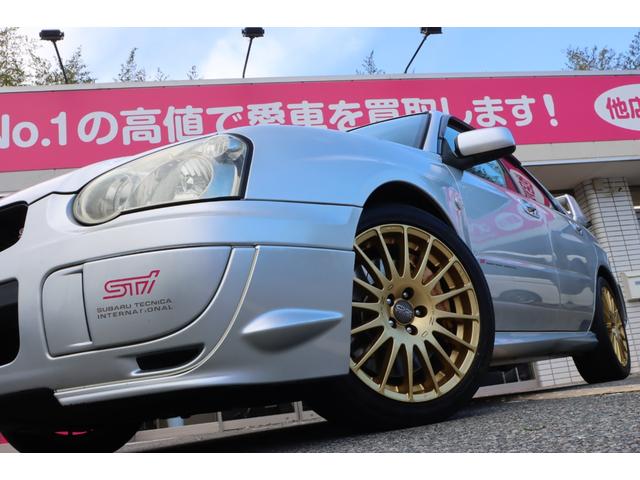 インプレッサ ＷＲＸ　ＳＴｉ　６速ミッション／ビルシュタイン車高調／ブレンボキャリパー／ＯＺ　ＧＴ－ＥＶＯ１７インチアルミ／ＮＥＮＣマフラー／ＨＩＤヘッドライト／ナビ／キーレス／ＥＴＣ／タイミングベルト交換済み（8枚目）