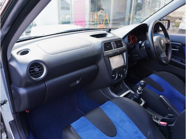 インプレッサ ＷＲＸ　ＳＴｉ　６速ミッション／ビルシュタイン車高調／ブレンボキャリパー／ＯＺ　ＧＴ－ＥＶＯ１７インチアルミ／ＮＥＮＣマフラー／ＨＩＤヘッドライト／ナビ／キーレス／ＥＴＣ／タイミングベルト交換済み（44枚目）