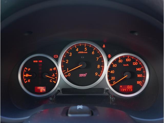 インプレッサ ＷＲＸ　ＳＴｉ　６速ミッション／ビルシュタイン車高調／ブレンボキャリパー／ＯＺ　ＧＴ－ＥＶＯ１７インチアルミ／ＮＥＮＣマフラー／ＨＩＤヘッドライト／ナビ／キーレス／ＥＴＣ／タイミングベルト交換済み（59枚目）