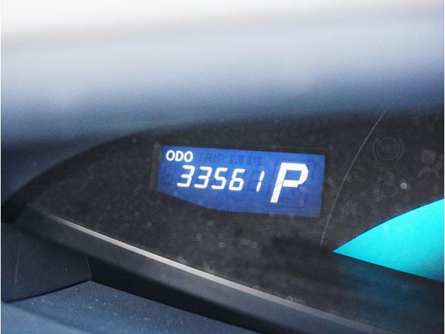 エスティマ ２．４アエラス　Ｇエディション　走行３３６００ｋｍ／７人乗り／両側電動スライドドア／純正ナビ・フルセグＴＶ／バックカメラ／後席用フリップダウンモニター／スマートキー２本／プッシュスタート／ＥＴＣ／純正アルミ／ＨＩＤヘッドライト／禁煙（21枚目）