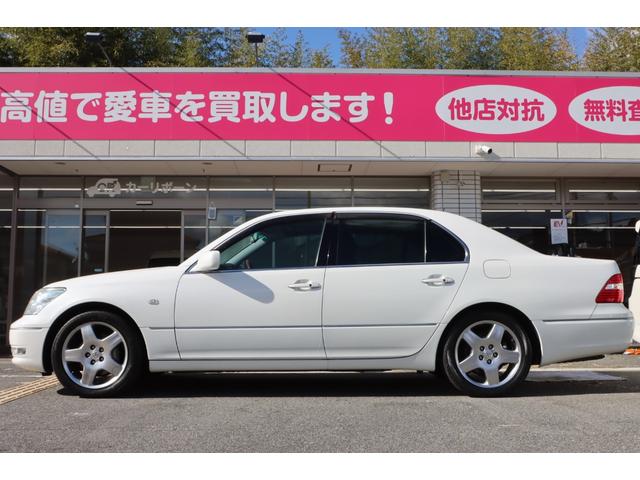 セルシオ ｅＲ仕様　後期型最終モデル／サンルーフ／純正ナビ／バックカメラ／黒革メモリー付パワーシート／ウッドコンビステアリング／クルーズコントロール／リア電動サンシェード／純正ＥＴＣ／スマートキー／純正１８インチアルミ（15枚目）