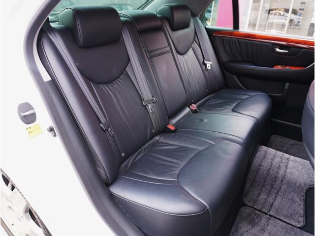 セルシオ ｅＲ仕様　後期型最終モデル／サンルーフ／純正ナビ／バックカメラ／黒革メモリー付パワーシート／ウッドコンビステアリング／クルーズコントロール／リア電動サンシェード／純正ＥＴＣ／スマートキー／純正１８インチアルミ（44枚目）