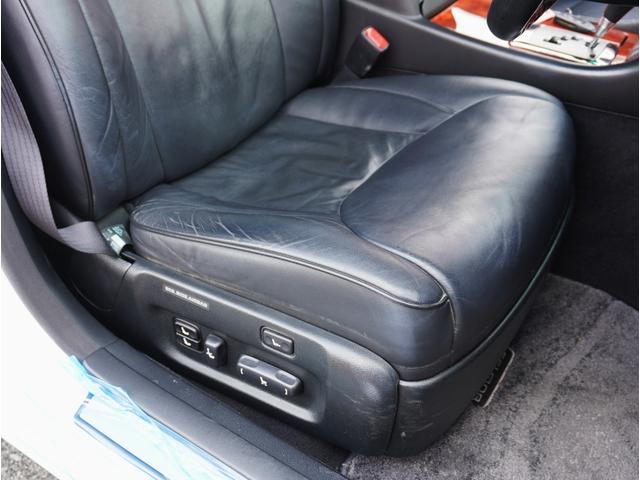 セルシオ ｅＲ仕様　後期型最終モデル／サンルーフ／純正ナビ／バックカメラ／黒革メモリー付パワーシート／ウッドコンビステアリング／クルーズコントロール／リア電動サンシェード／純正ＥＴＣ／スマートキー／純正１８インチアルミ（57枚目）