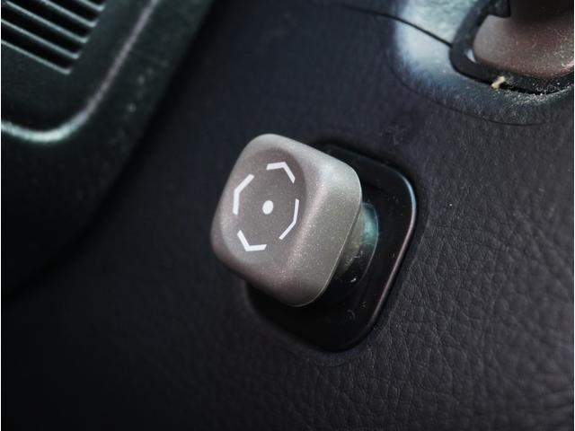 セルシオ ｅＲ仕様　後期型最終モデル／サンルーフ／純正ナビ／バックカメラ／黒革メモリー付パワーシート／ウッドコンビステアリング／クルーズコントロール／リア電動サンシェード／純正ＥＴＣ／スマートキー／純正１８インチアルミ（62枚目）