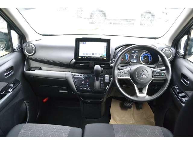 ブラック基調のスポーティーなインテリア！