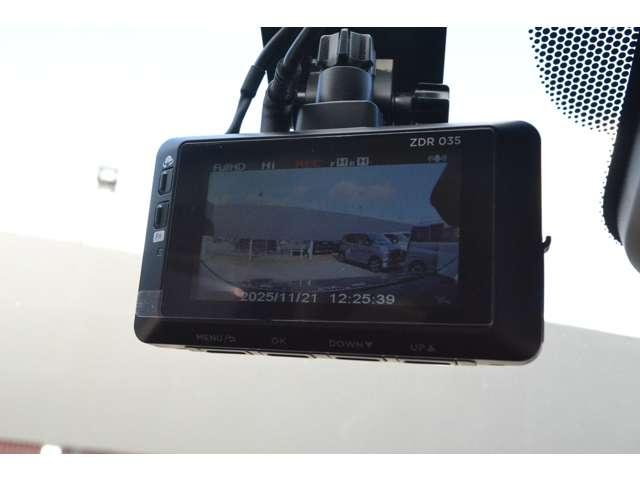 ミラージュ １．２Ｇ　メモリーナビ・ＥＴＣ・バックカメラ（16枚目）