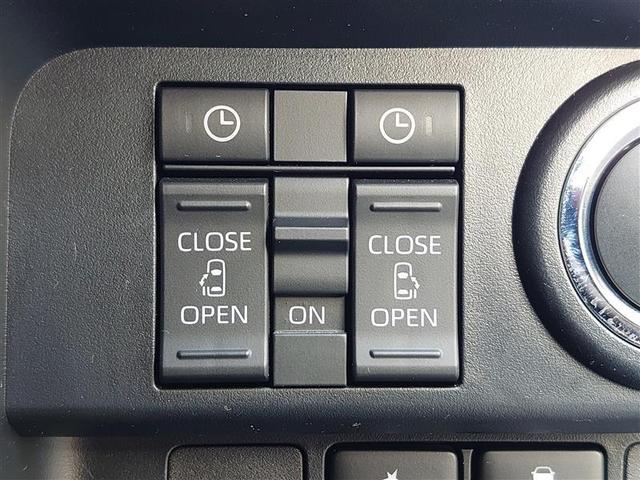 ルーミー カスタムＧ　アイドリング　両側電動ＳＤ　ＬＥＤヘット　バックビューモニター　衝突回避ブレーキ　フルフラット　スマートキー　メモリナビ　ワンセグＴＶ　クルーズコントロール　１オーナー　オートエアコン　アルミホイール（13枚目）