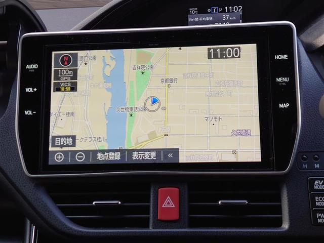 ノア ハイブリッドＳｉ　ダブルバイビーＩＩ　Ｂカメラ　横滑り防止装置　ＬＥＤ　地デジ　ミュージックプレイヤー接続可　１オーナー　オートクルーズ　ＤＶＤ再生可　メモリナビ　フルフラット　エアバッグ　ＥＴＣ　ナビ＆ＴＶ　３列シート　ＡＢＳ　キーレス（3枚目）