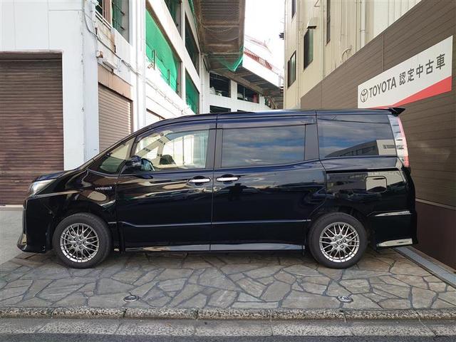 ノア ハイブリッドＳｉ　ダブルバイビーＩＩ　Ｂカメラ　横滑り防止装置　ＬＥＤ　地デジ　ミュージックプレイヤー接続可　１オーナー　オートクルーズ　ＤＶＤ再生可　メモリナビ　フルフラット　エアバッグ　ＥＴＣ　ナビ＆ＴＶ　３列シート　ＡＢＳ　キーレス（6枚目）