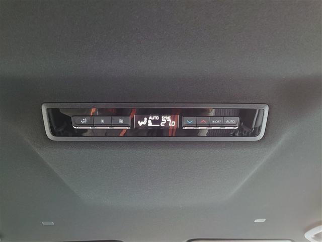 ��ȃI�[�g�G�A�R�������B�ʏ�͗₽�����i�N�[���[�j�����o�܂��񂪁A�I�[�g�G�A�R���Ȃ̂ŔM�������������Ǘ����āA������Ԃ����K��ԂւƃT�|�[�g���܂���