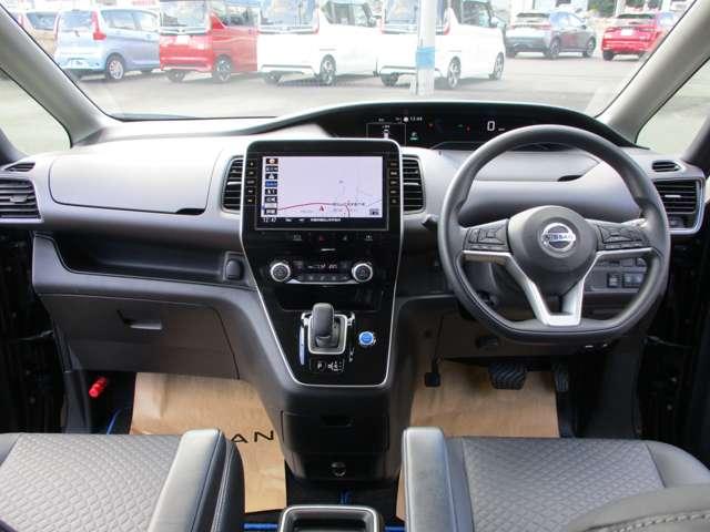 セレナ 1.2 e-POWER XV エアロ アラウンドビューモニター・ETC・ドライブ インテリジェントキー クルーズコントロール ドラレコ 両側パワースライドドア アラウンドビューモニター ETC(3枚目)