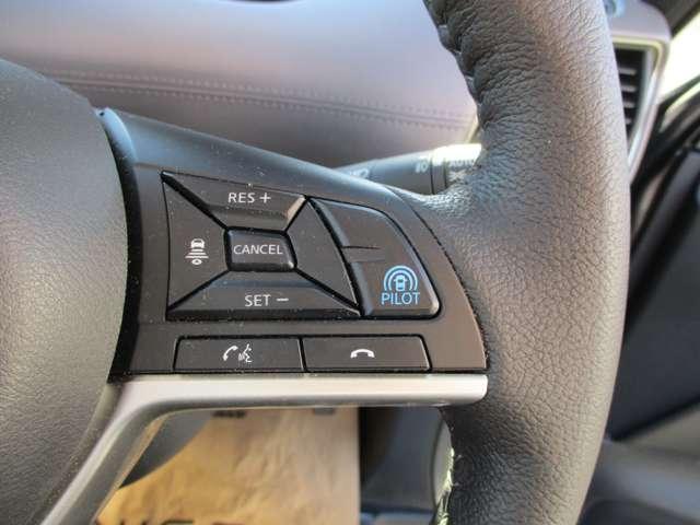 セレナ 1.2 e-POWER ハイウェイスター V アラウンドビューモニター・ETC・ドライブ 360°カメラ エマジェンシーブレーキ スマキー バックカメラ LED レーンアシスト ETC ドラレコ イモビ サイドカーテンエアバック フルオートエアコン アルミホイール エアバック メモリーナビ(8枚目)