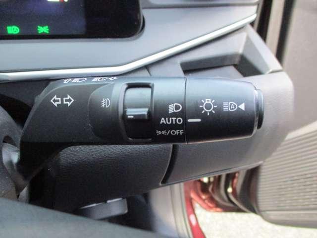 ノート 1.2 X アラウンドビューモニター・ドライブレコー リアカメラ 衝突被害軽減ブレ-キ 全方位カメラ ETC付 LEDヘッドライト レーンアシスト インテリジェントキー ドラレコ ワンセグTV TVナビ サイドカーテンエアバック サイドカメラ キーレス(10枚目)