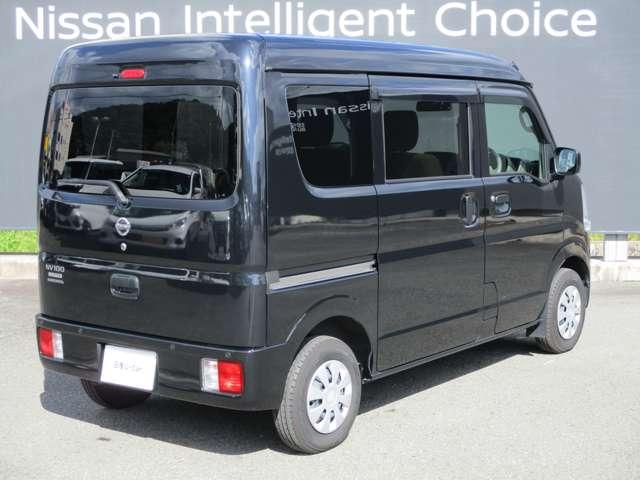 NV100クリッパーバン 660 DX GLパッケージ ハイルーフ 4WD U5J0395 エマージェンシーB パワーウィンド パートタイム4WD キーレスエントリー エアコン ダブルエアバッグ パワーステアリング レーンアシスト 運転席エアバッグ ABS アイドリンクストップ(2枚目)