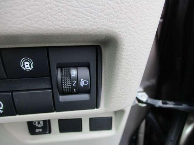 ルークス 660 X アラウンドビューモニター・ETC・ドライブ アラモニ 前後衝突軽減ブレーキ 車線逸脱防止 ETC スマートキー キーフリー ドライブレコーダー i-stop フルオートエアコン パワーウインドウ LED バックカメラ カーテンエアバッグ ABS(15枚目)