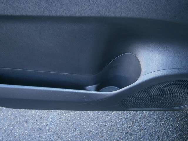 ルークス 660 ハイウェイスターX プロパイロット エディション 4WD ドラレコ・ETC 盗難防止システム 追突防止装置 全方位モニター ドライブレコーダー ハンズフリー両側電動ドア LEDライト インテリキー 追従クルコン アルミホイール レーンアシスト ETC キーフリー ABS(8枚目)