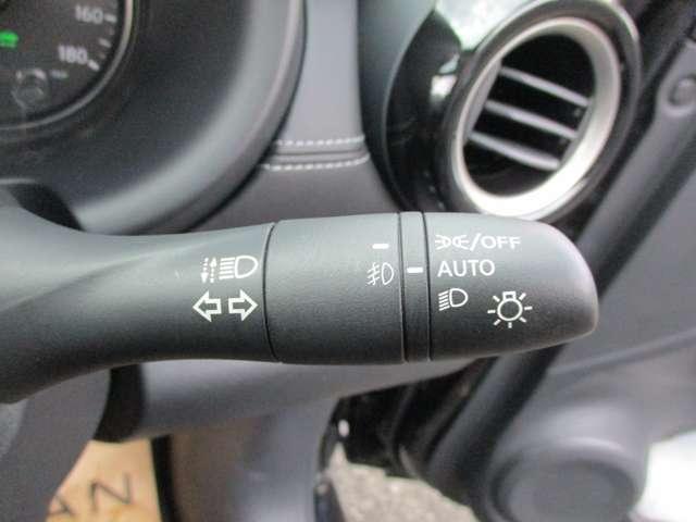 キックス 1.2 X (e-POWER) アラウンドビューモニター・ETC・ドライブ ナビ&TV ワンオ-ナ-車 追従クルコン スマートキー LEDヘッド レーンアシスト パワーステアリング ドライブレコーダー ETC メモリーナビ サイドエアバッグ アルミ AAC キーレス ABS(11枚目)