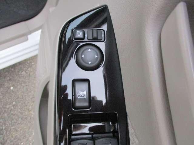 デイズ 660 X ドライブレコーダー・純正ナビゲーション(M 踏み間違え防止 スマートキー バックカメラ レーンキープ アイドリングストップ ドライブレコーダー キーレス フルオートエアコン ナビTV WAB 運転席エアバック メモリーナビゲーション PS(17枚目)