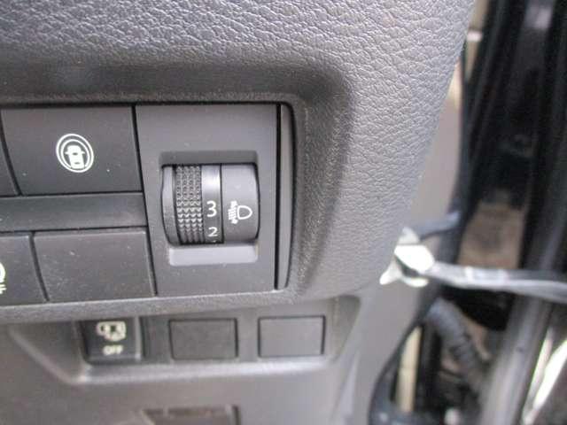 ルークス 660 ハイウェイスターX アラウンドビューモニター・ETC・ドライブ アイスト 衝突被害軽減ブレ-キ マルチビューカメラ 車線逸脱警報装置 ETC LED スマートキー パワーウィンドウ カーテンエアバック ドライブレコーダー ナビTV バックカメラ パワステ キーフリ(17枚目)