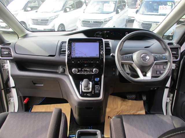 セレナ 1.2 e-POWER ハイウェイスター V アラウンドビューモニター・ETC・ドライブ 360°カメラ エマジェンシーブレーキ スマキー バックカメラ LED レーンアシスト ETC ドラレコ イモビ サイドカーテンエアバック フルオートエアコン アルミホイール エアバック メモリーナビ(3枚目)