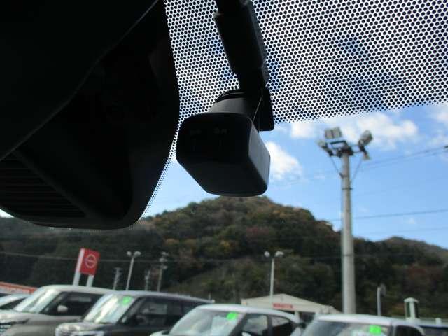 デイズ 660 X ドライブレコーダー・ETC・純正ナビゲーシ 踏み間違え防止 スマートキー バックカメラ ETC レーンキープ アイドリングストップ ドライブレコーダー キーレス フルオートエアコン ナビTV WAB 運転席エアバック メモリーナビゲーション(12枚目)