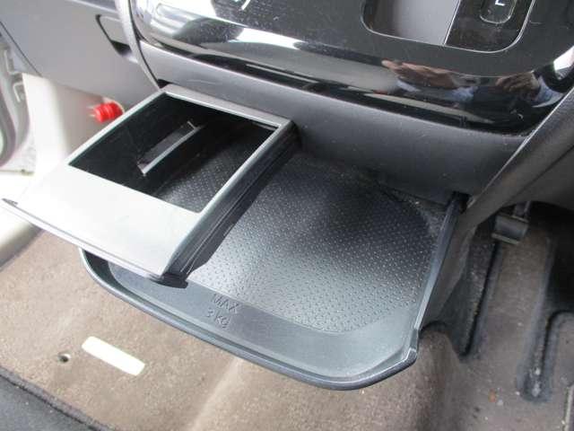 デイズ 660 X ドライブレコーダー・ETC・純正ナビゲーシ 踏み間違え防止 スマートキー バックカメラ ETC レーンキープ アイドリングストップ ドライブレコーダー キーレス フルオートエアコン ナビTV WAB 運転席エアバック メモリーナビゲーション(17枚目)